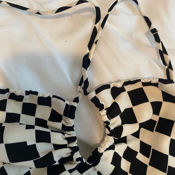 Isalis Black and White Checkered Dress - Picture 4 of 4